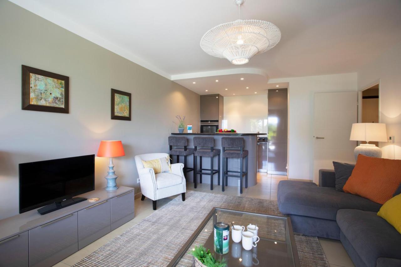 Domaine Des Roses Ap4222 By Riviera Holiday Homes Niza Exterior foto